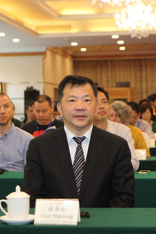 中共广东省委常委、宣传部长慎海雄 摄影-陈忠毅 (5)_副本.jpg