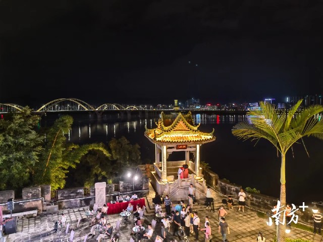 608306706_副本.jpg
